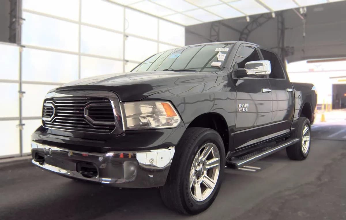 2018 RAM 1500 LONE STAR SILVER CREW CAB SHORT BED 2