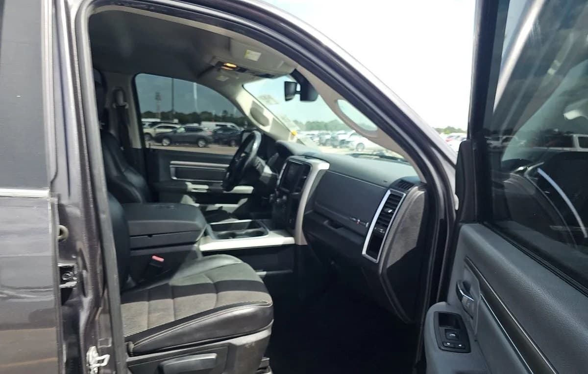 2018 RAM 1500 LONE STAR SILVER CREW CAB SHORT BED 5