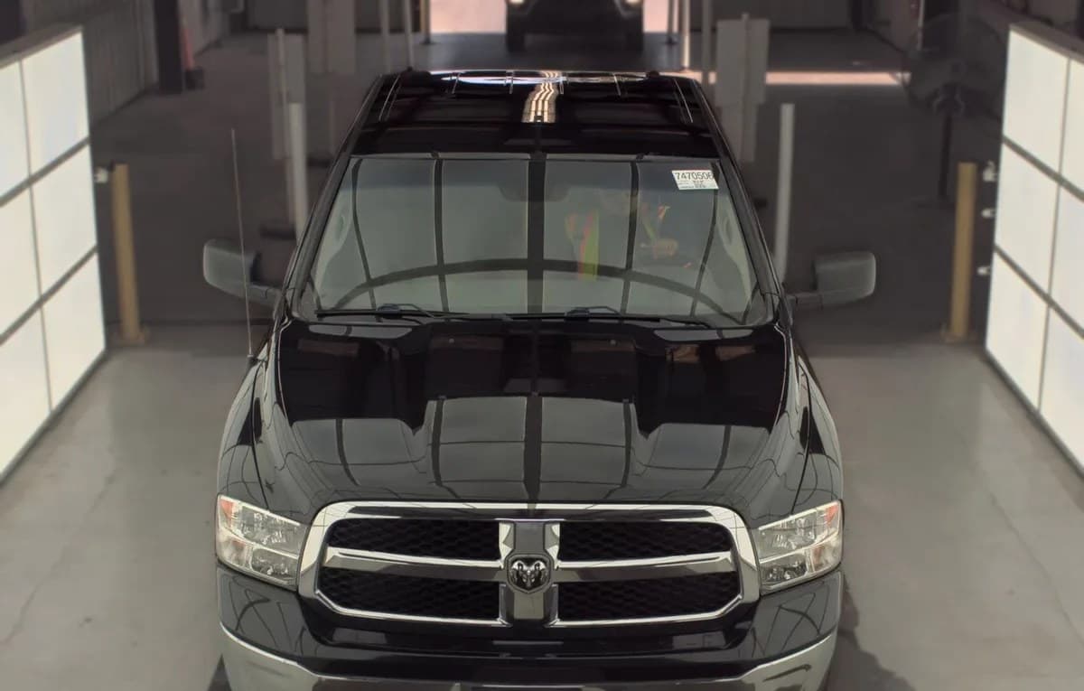 2019 RAM 1500 CLASSIC SLT CREW CAB MEDIUM BED 3