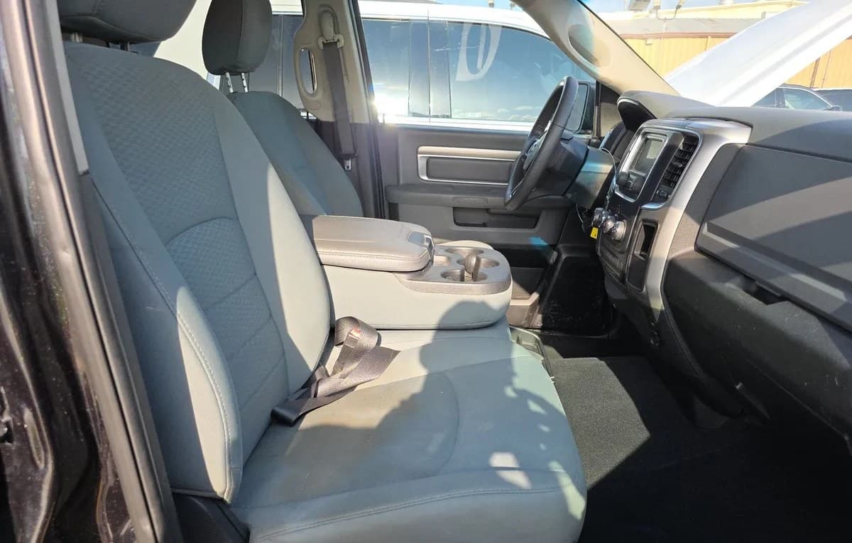 2019 RAM 1500 CLASSIC SLT CREW CAB MEDIUM BED 5
