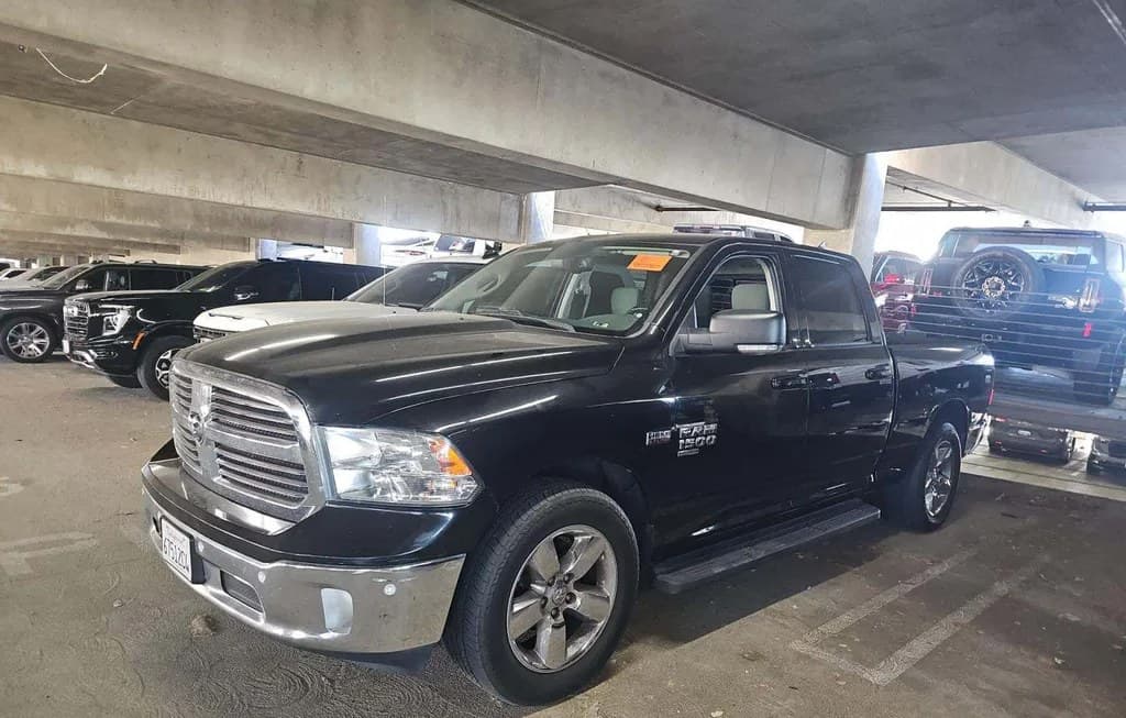 2019 RAM 1500 CLASSIC BIG HORN CREW CAB MEDIUM BED