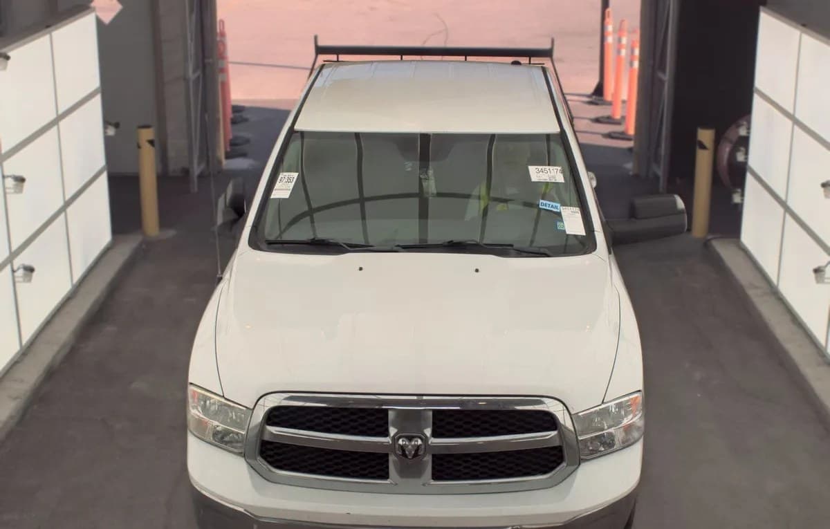 2020 RAM 1500 CLASSIC SLT CREW CAB MEDIUM BED 3
