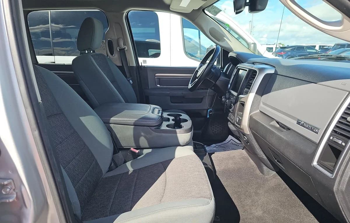 2017 RAM 1500 BIG HORN CREW CAB MEDIUM BED 5