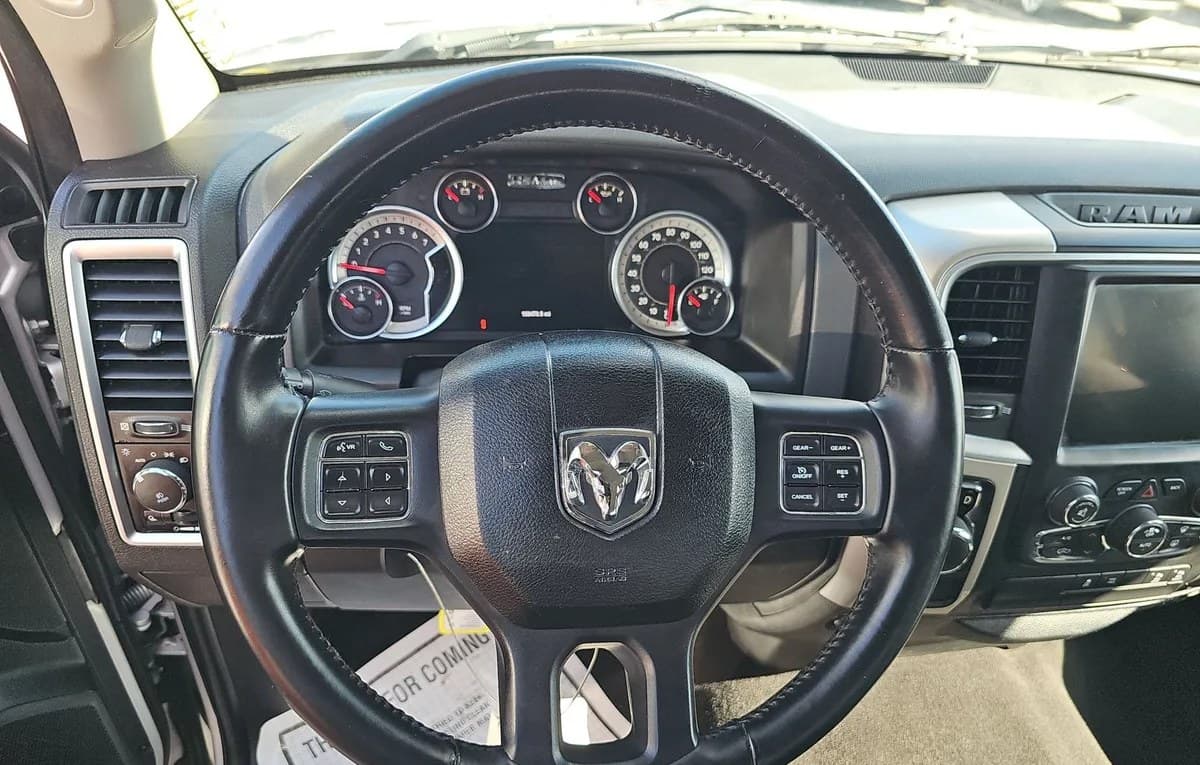 2017 RAM 1500 BIG HORN CREW CAB MEDIUM BED 7