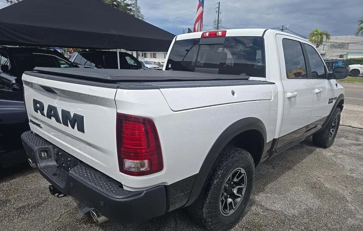 2017 RAM 1500 REBEL CREW CAB SHORT BED 4