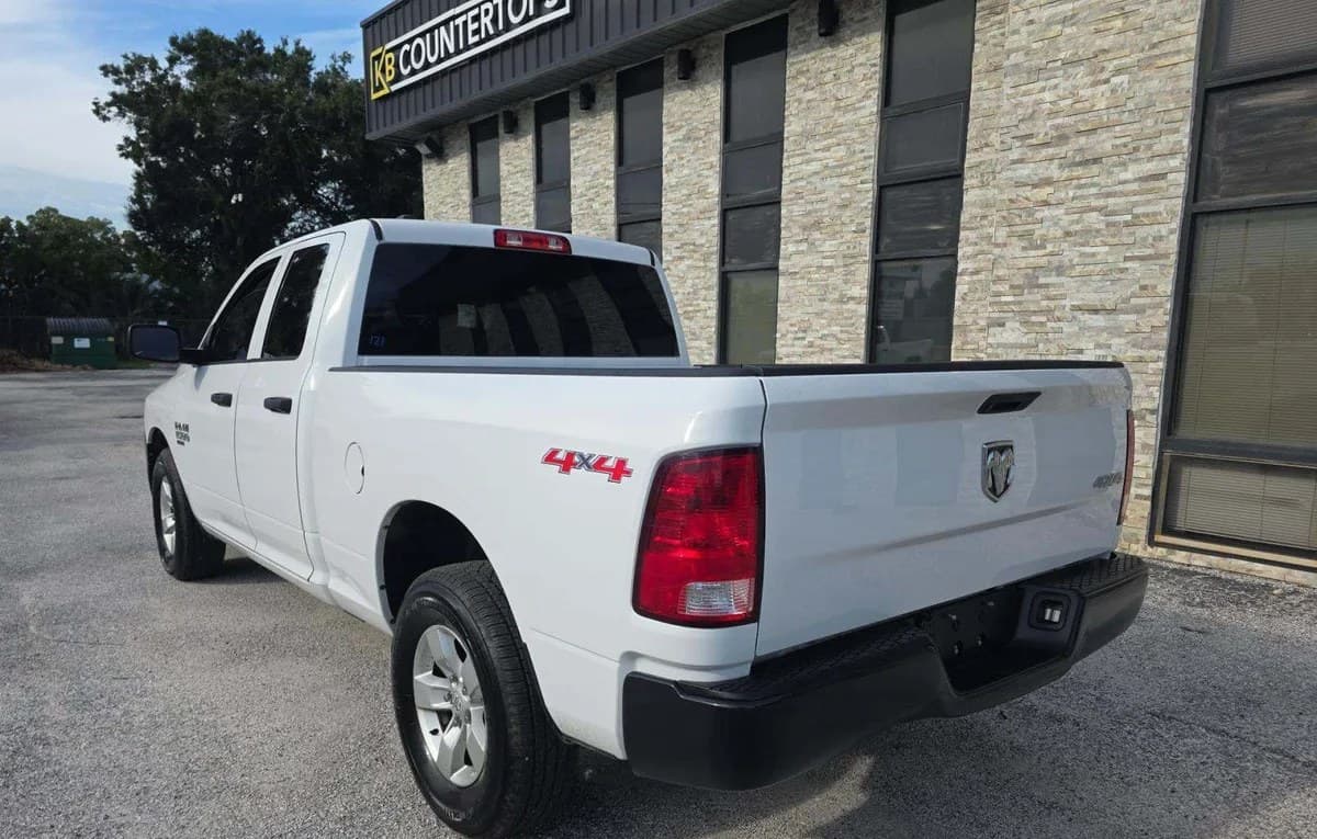 2022 RAM 1500 CLASSIC TRADESMAN EXTENDED CAB MEDIUM BED 3