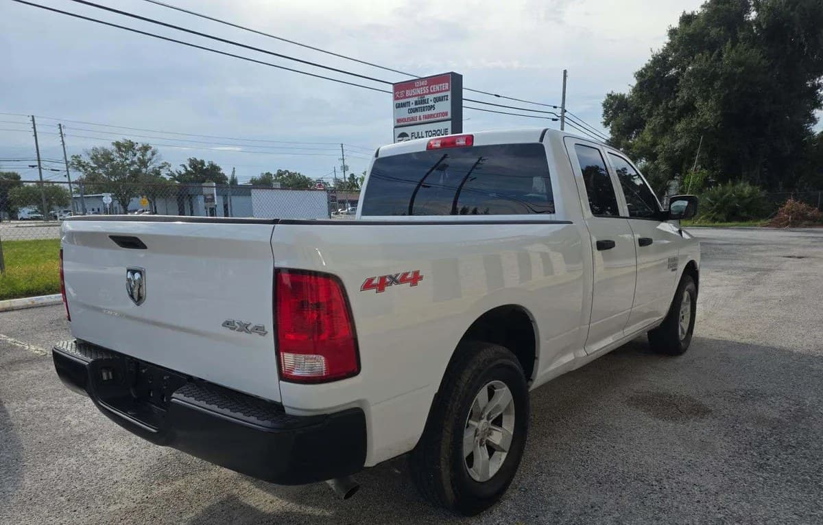 2022 RAM 1500 CLASSIC TRADESMAN EXTENDED CAB MEDIUM BED 4