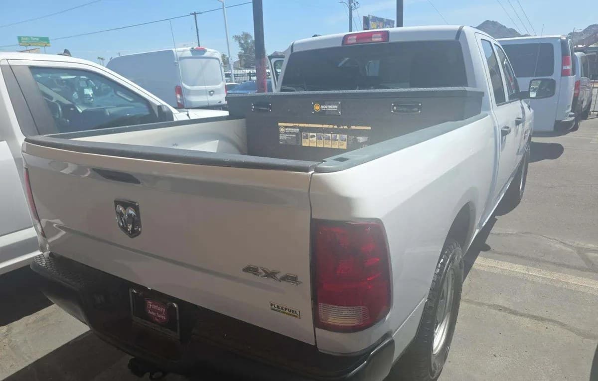 2018 RAM 1500 TRADESMAN EXTENDED CAB MEDIUM BED 4
