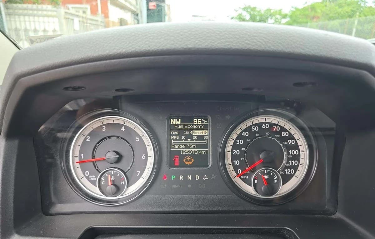 2018 RAM 1500 EXPRESS EXTENDED CAB MEDIUM BED 6