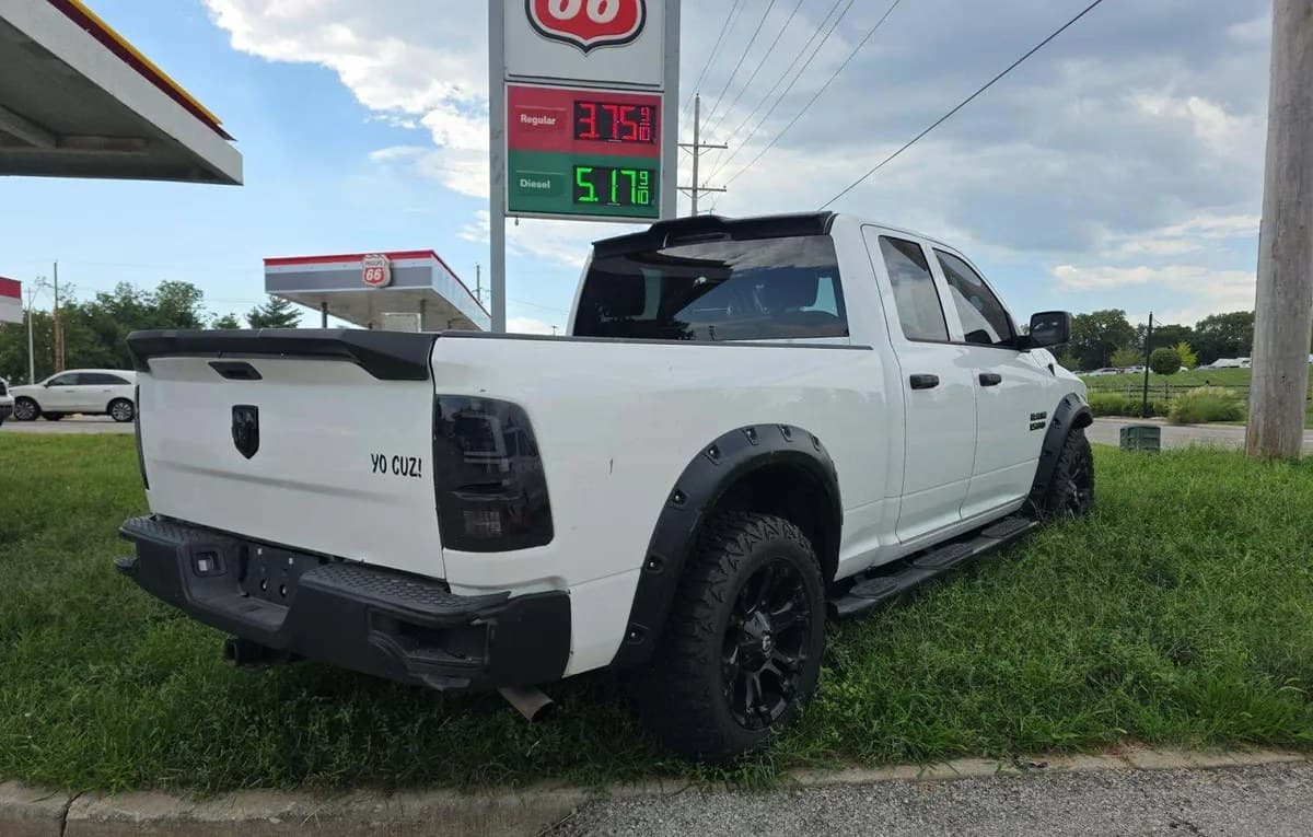 2019 RAM 1500 CLASSIC EXPRESS EXTENDED CAB MEDIUM BED 4