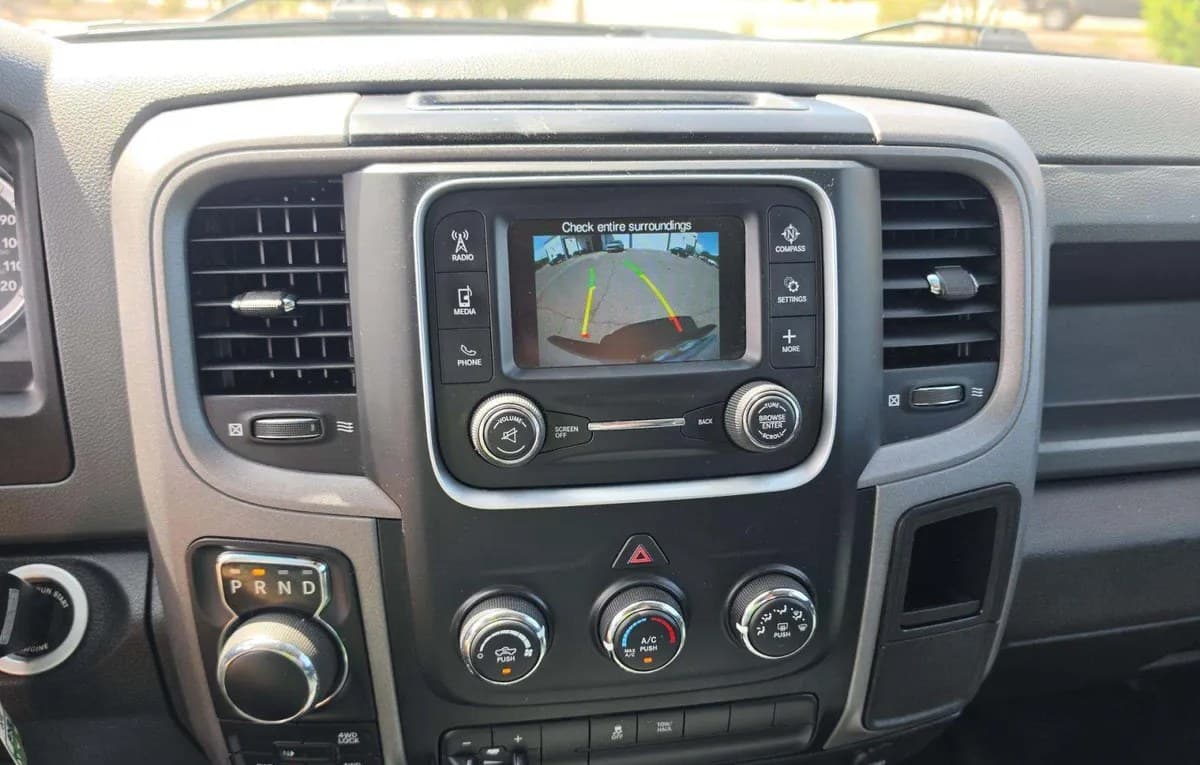 2020 RAM 1500 CLASSIC TRADESMAN EXTENDED CAB MEDIUM BED 7