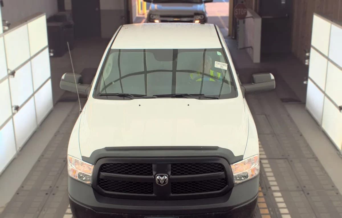 2022 RAM 1500 CLASSIC TRADESMAN EXTENDED CAB MEDIUM BED 3