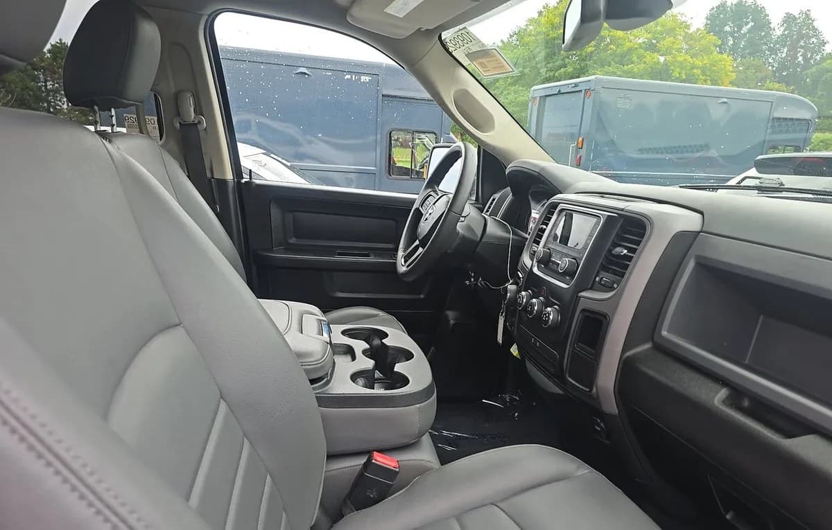 2019 RAM 1500 CLASSIC EXPRESS EXTENDED CAB MEDIUM BED 5