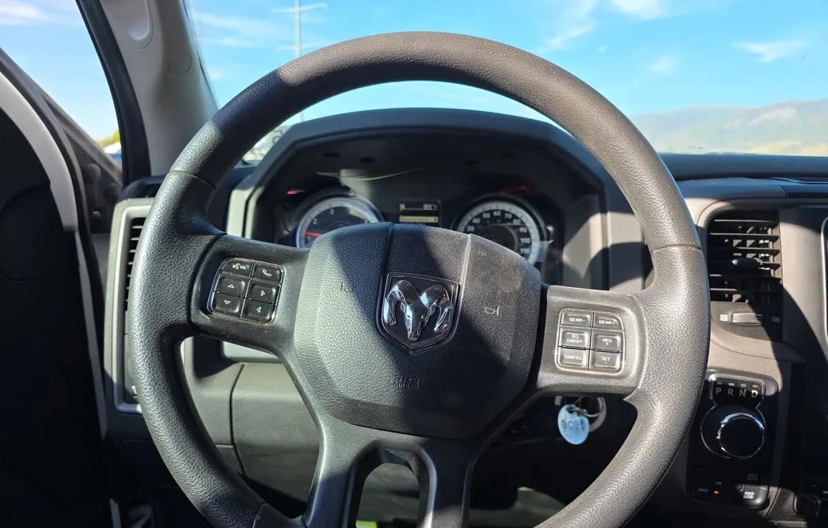 2019 RAM 1500 CLASSIC TRADESMAN EXTENDED CAB MEDIUM BED 7