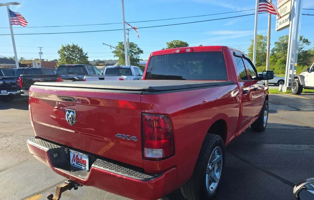 2018 RAM 1500 EXPRESS EXTENDED CAB MEDIUM BED 4