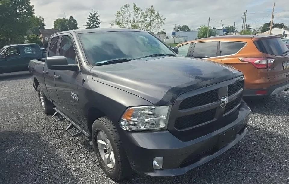 2017 RAM 1500 EXPRESS EXTENDED CAB MEDIUM BED 4