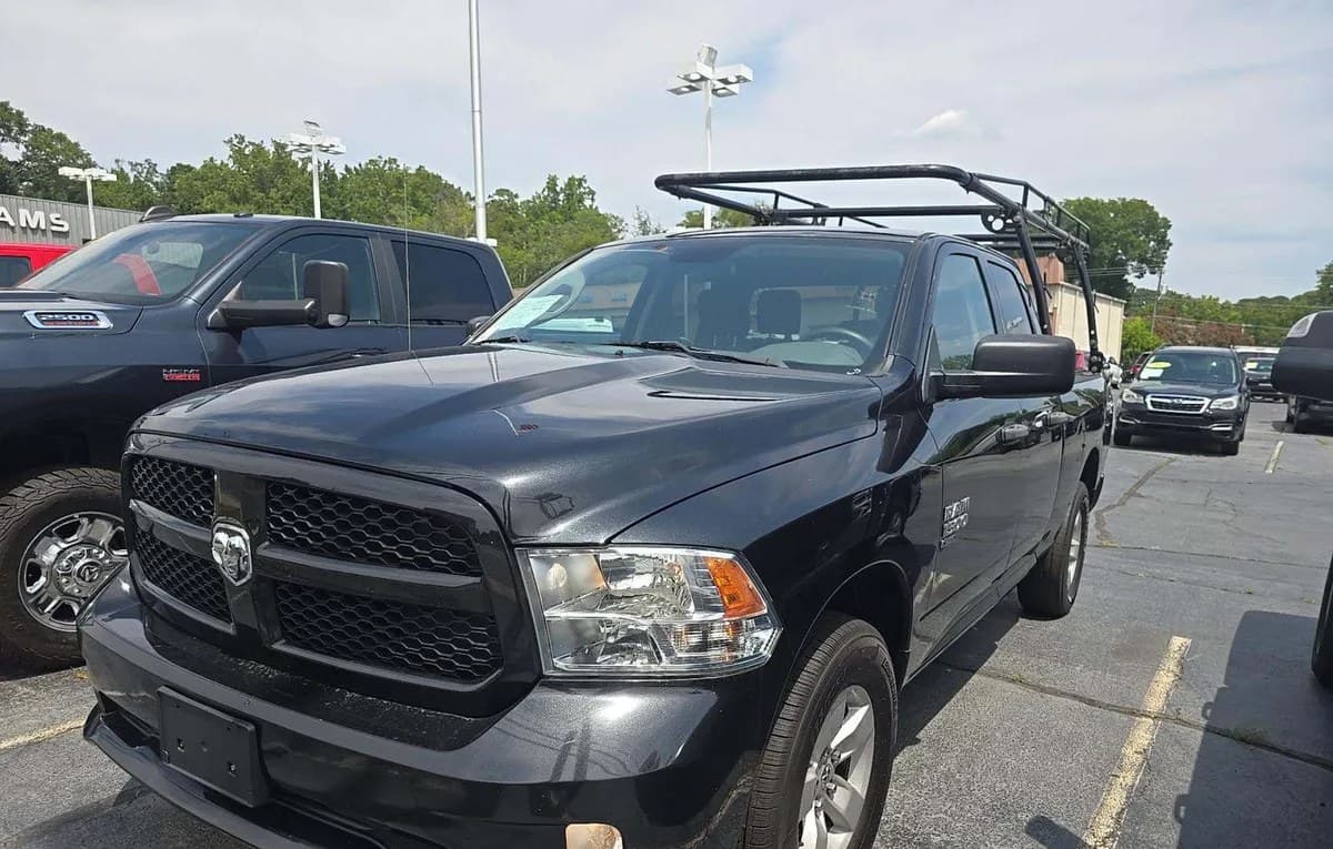2019 RAM 1500 CLASSIC EXPRESS EXTENDED CAB MEDIUM BED 2