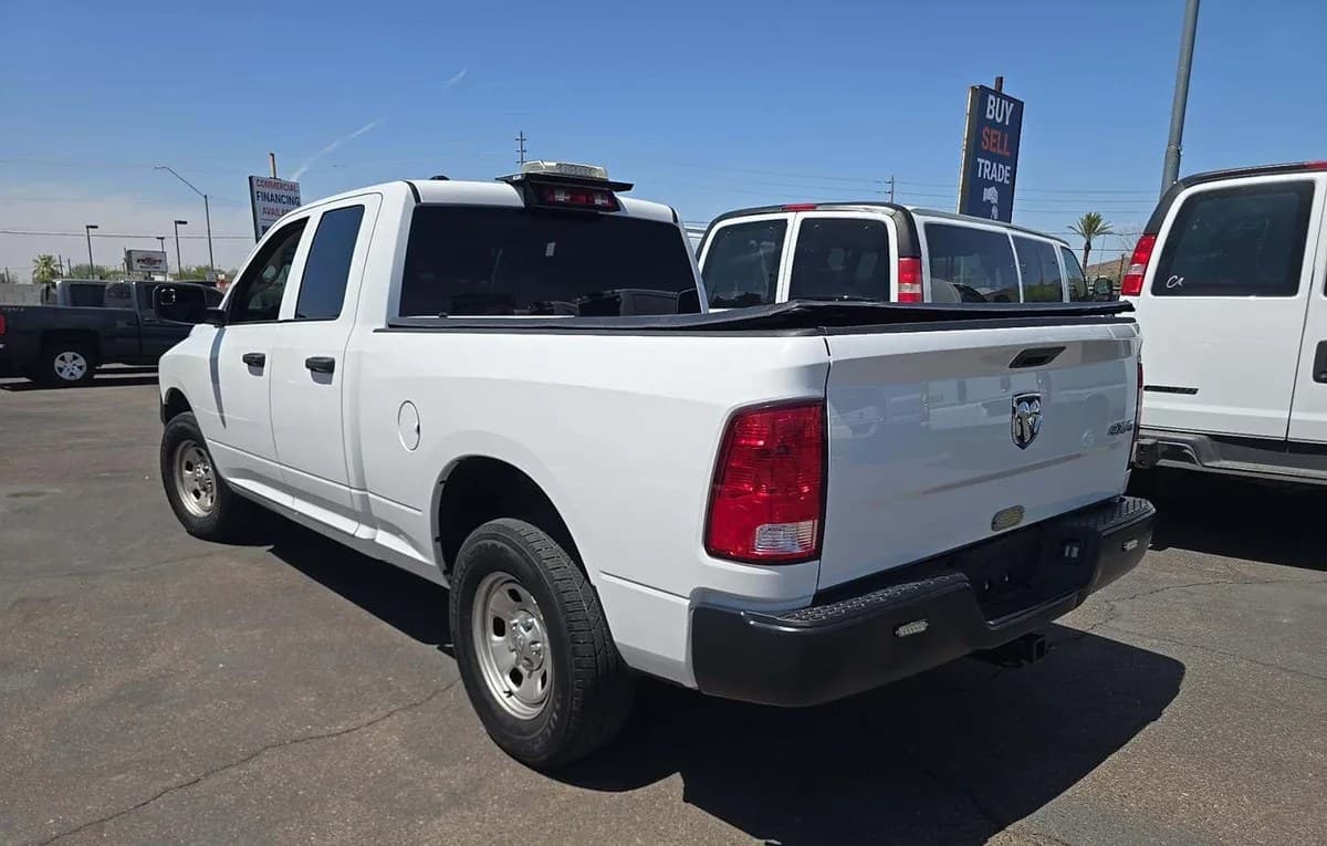 2022 RAM 1500 CLASSIC TRADESMAN EXTENDED CAB MEDIUM BED 3