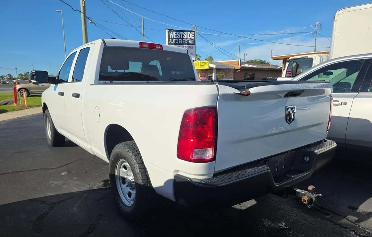 2022 RAM 1500 CLASSIC TRADESMAN EXTENDED CAB MEDIUM BED 3