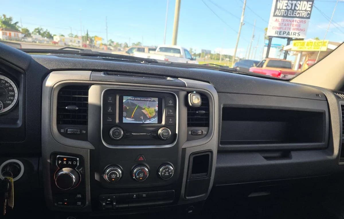 2022 RAM 1500 CLASSIC TRADESMAN EXTENDED CAB MEDIUM BED 7
