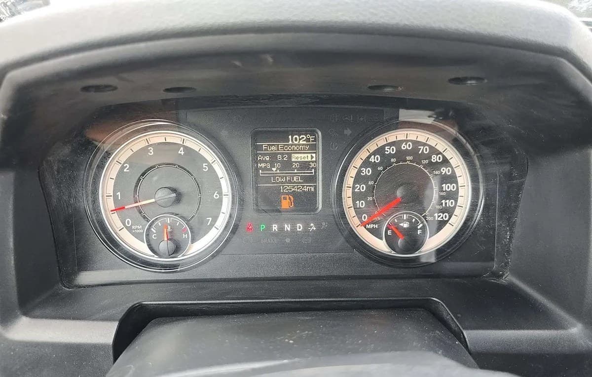2020 RAM 1500 CLASSIC TRADESMAN EXTENDED CAB MEDIUM BED 6