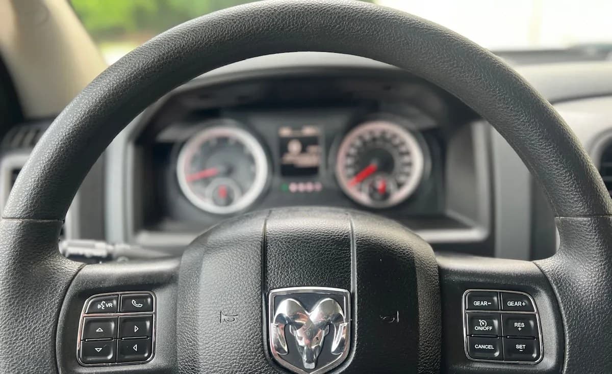 2018 RAM 1500 EXPRESS EXTENDED CAB MEDIUM BED 5