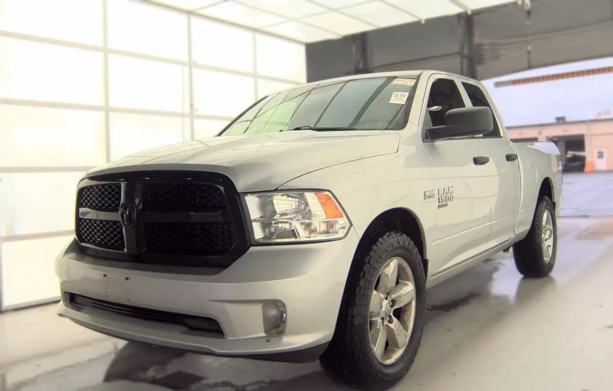 2019 RAM 1500 CLASSIC EXPRESS EXTENDED CAB MEDIUM BED 2