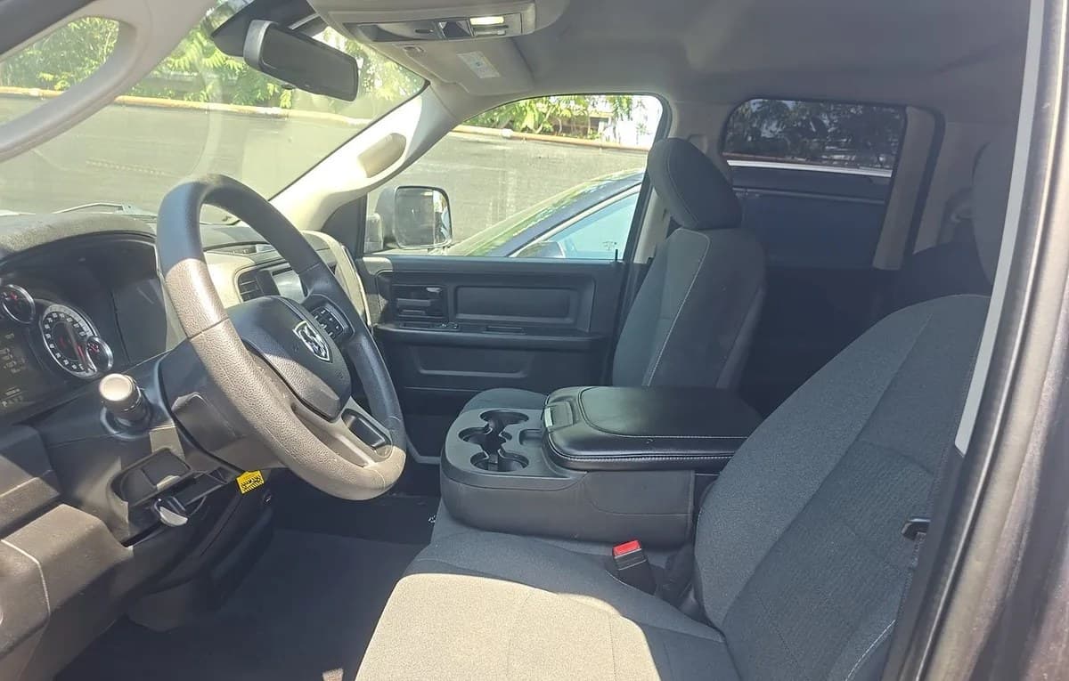2021 RAM 1500 CLASSIC EXPRESS EXTENDED CAB MEDIUM BED 5