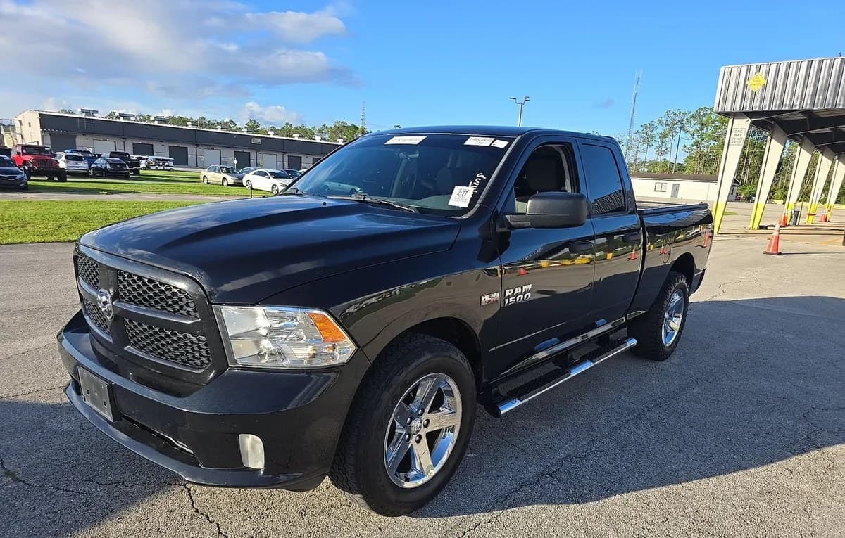 2017 RAM 1500 EXPRESS EXTENDED CAB MEDIUM BED 2