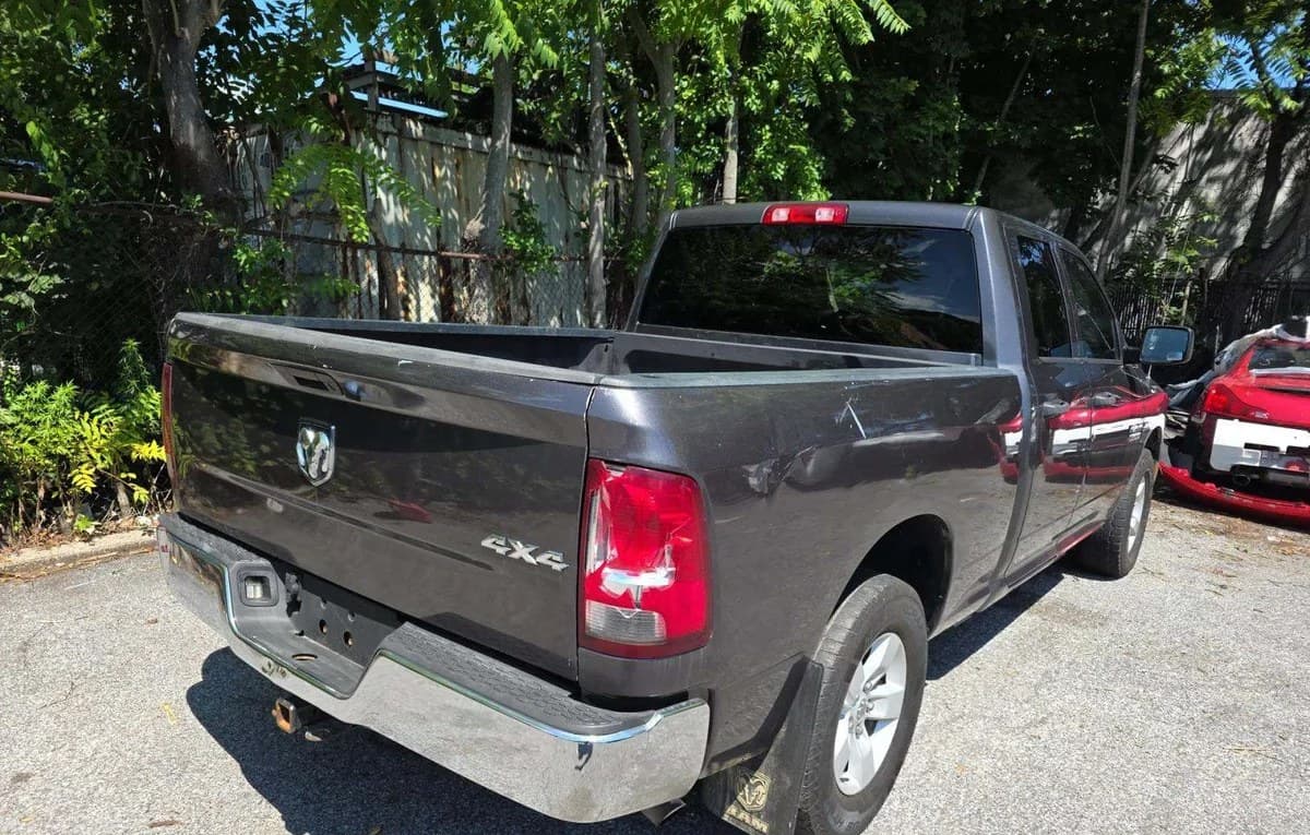 2017 RAM 1500 ST EXTENDED CAB MEDIUM BED 4