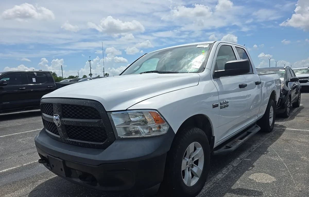 2017 RAM 1500 TRADESMAN EXTENDED CAB MEDIUM BED 2