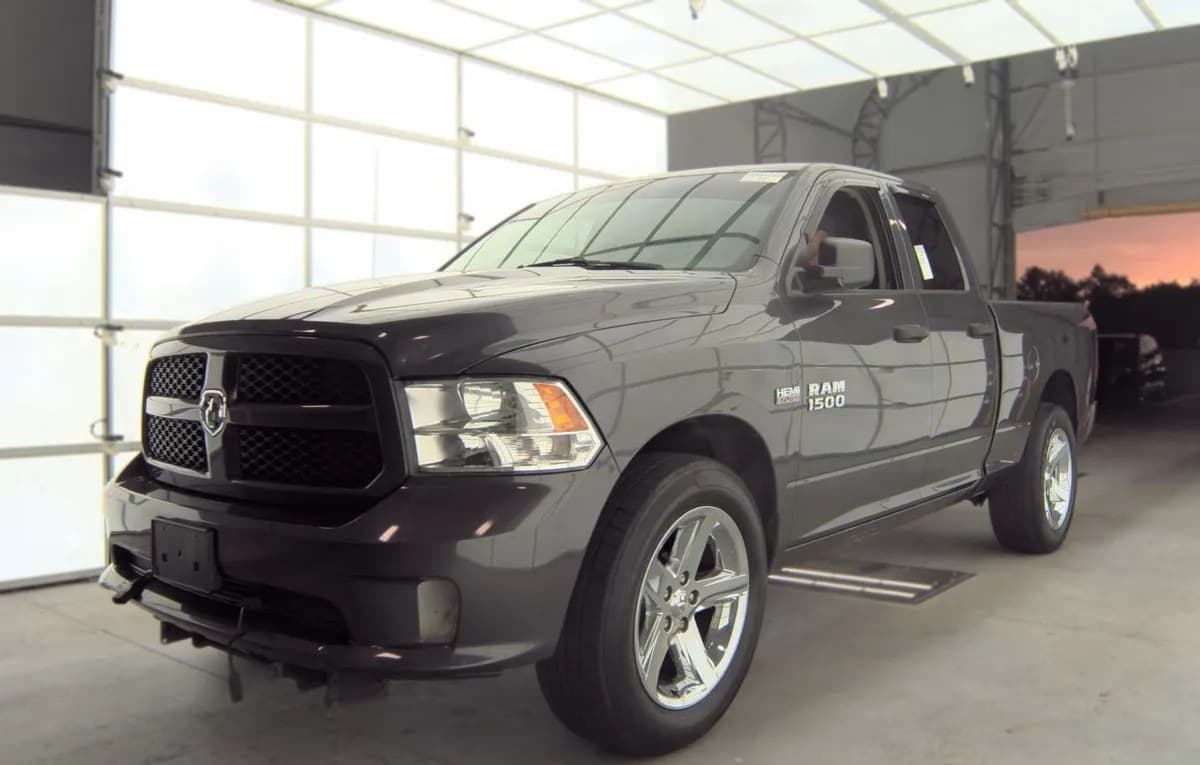 2018 RAM 1500 EXPRESS EXTENDED CAB MEDIUM BED 2
