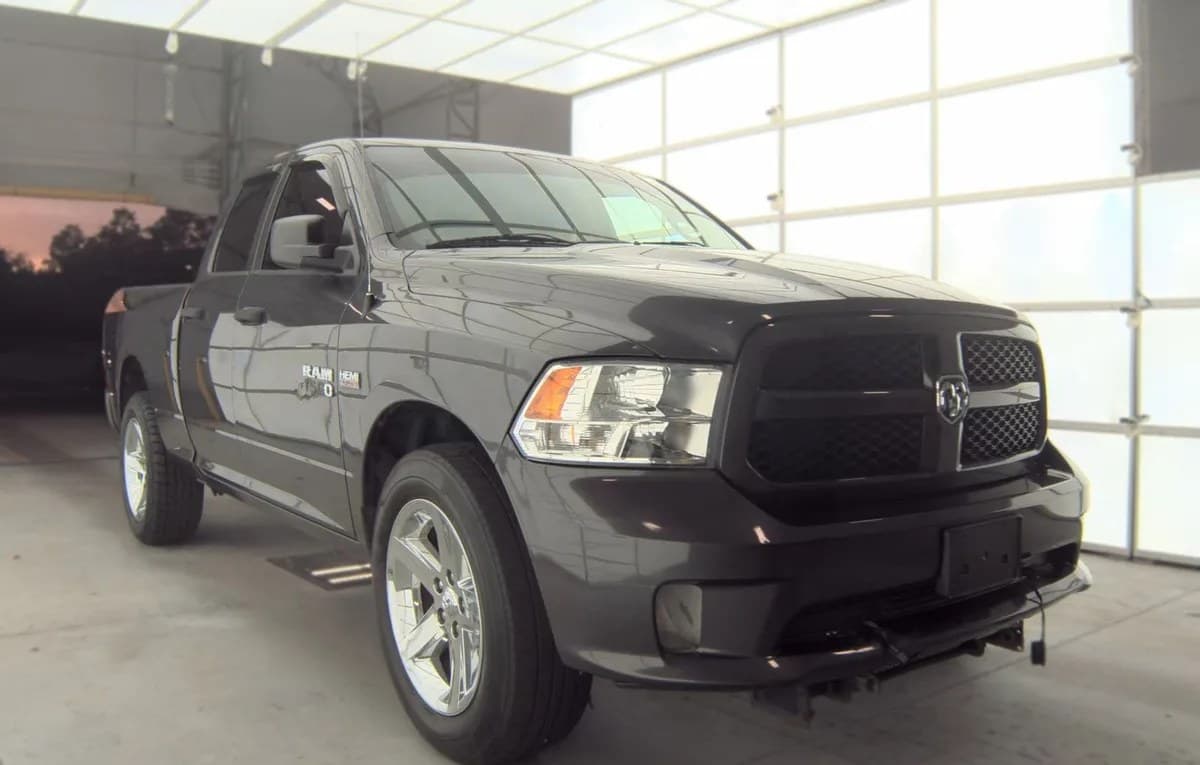 2018 RAM 1500 EXPRESS EXTENDED CAB MEDIUM BED 4