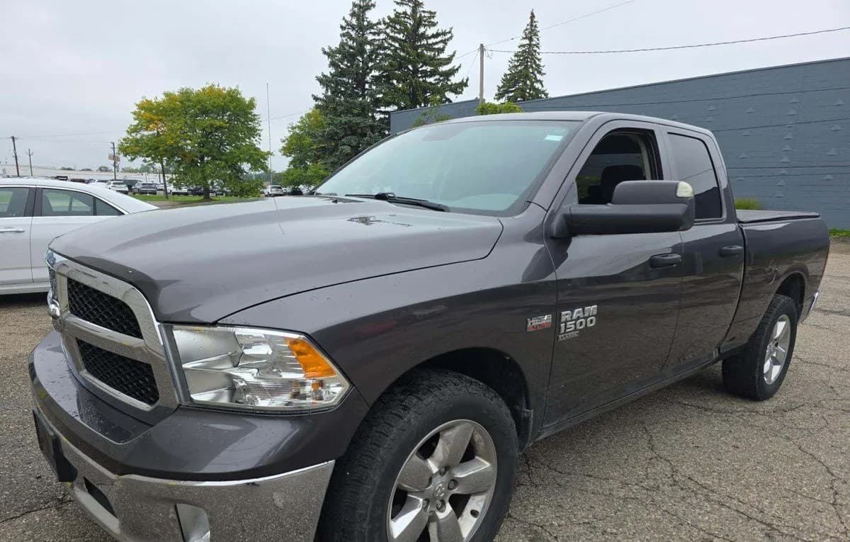 2019 RAM 1500 CLASSIC EXPRESS EXTENDED CAB MEDIUM BED 2