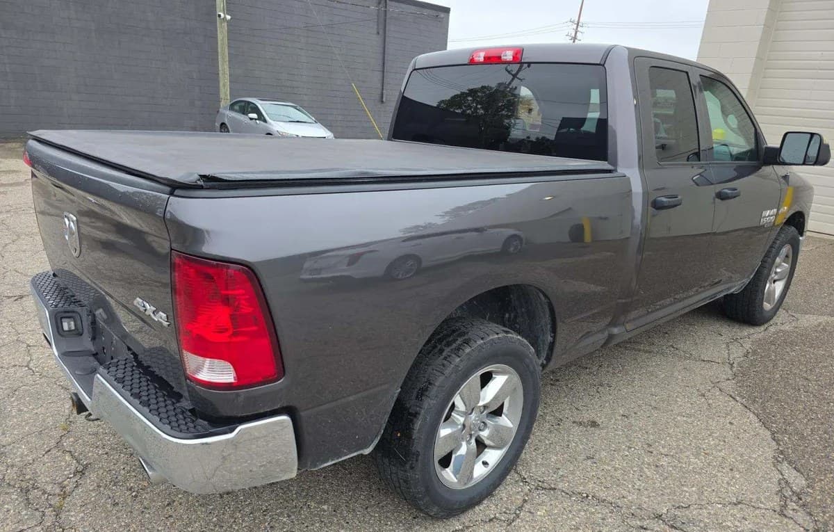 2019 RAM 1500 CLASSIC EXPRESS EXTENDED CAB MEDIUM BED 4