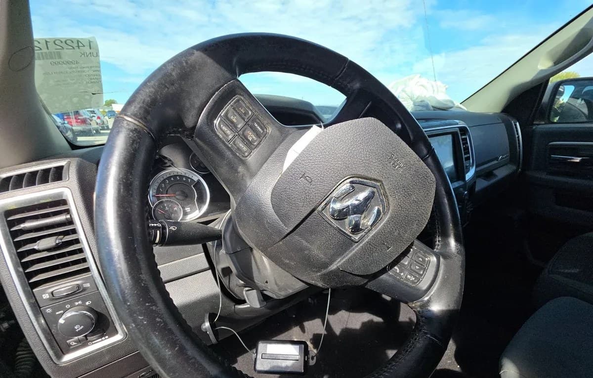 2018 RAM 1500 BIG HORN EXTENDED CAB MEDIUM BED 7
