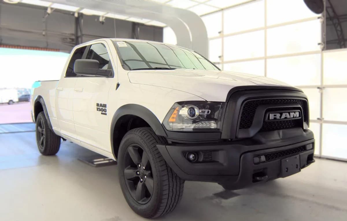 2019 RAM 1500 CLASSIC WARLOCK EXTENDED CAB MEDIUM BED 4