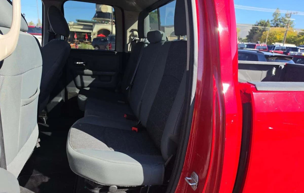 2019 RAM 1500 CLASSIC WARLOCK EXTENDED CAB MEDIUM BED 7