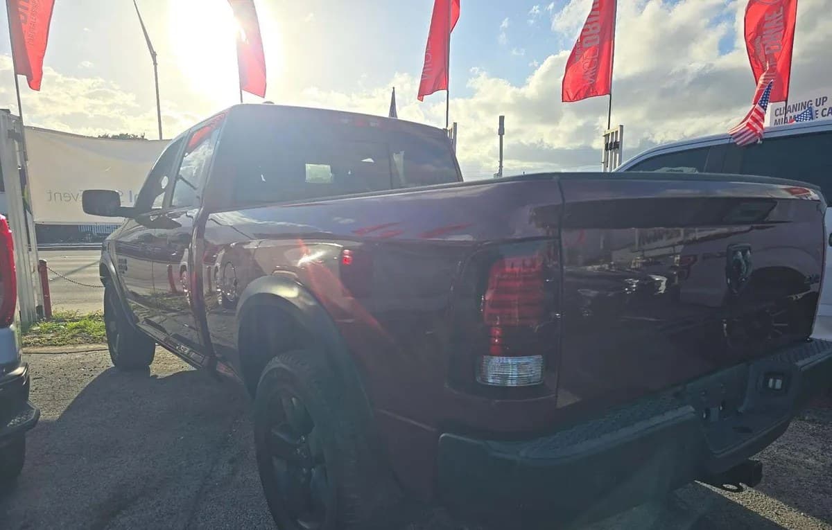 2020 RAM 1500 CLASSIC WARLOCK EXTENDED CAB MEDIUM BED 3