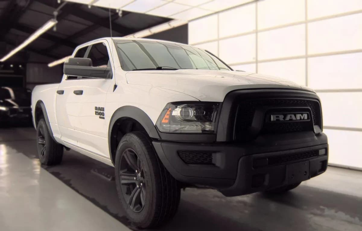 2022 RAM 1500 CLASSIC WARLOCK EXTENDED CAB MEDIUM BED 4