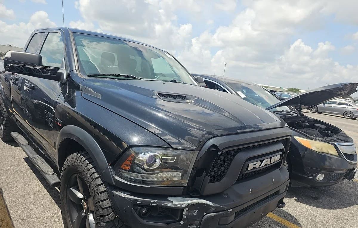 2019 RAM 1500 CLASSIC WARLOCK EXTENDED CAB MEDIUM BED 4
