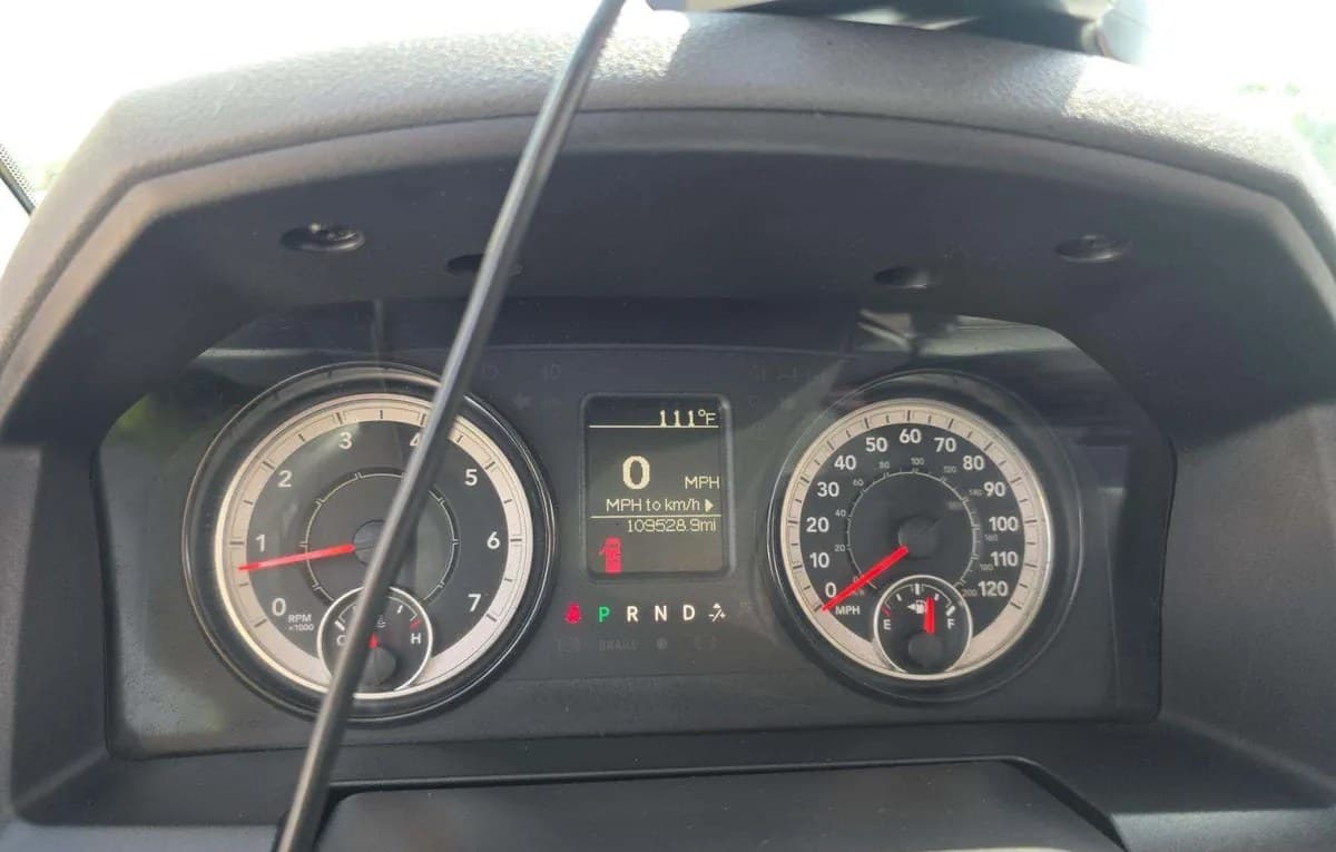2017 RAM 1500 EXPRESS CREW CAB SHORT BED 6