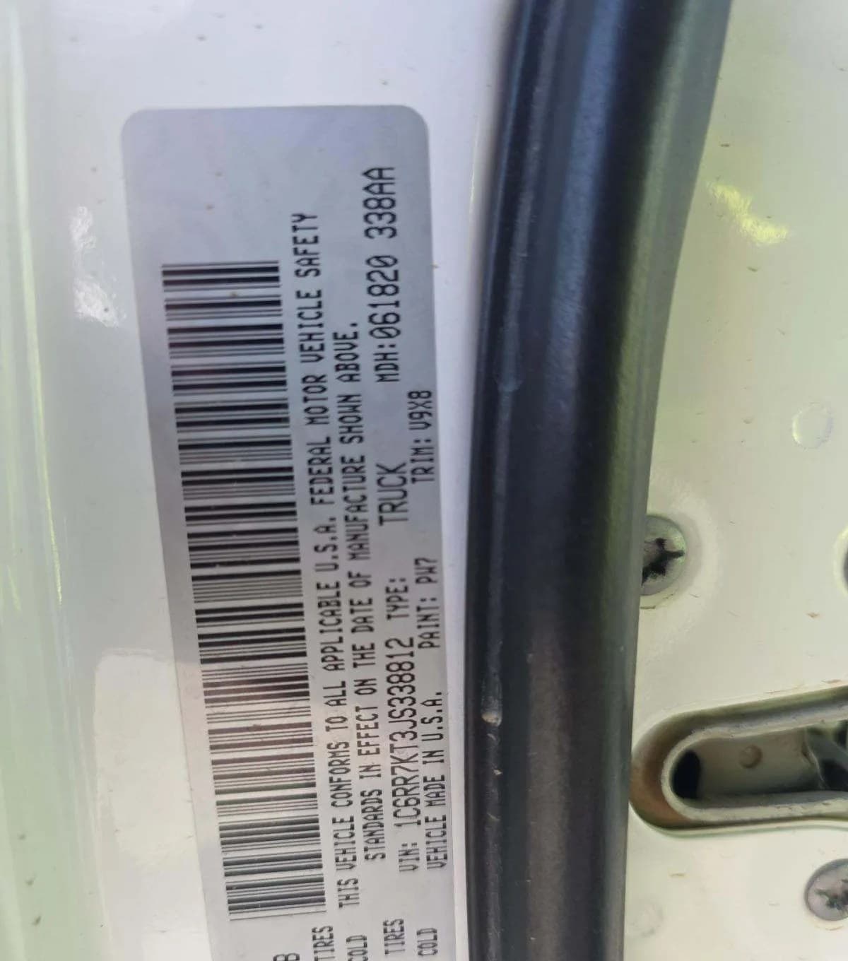 2018 RAM 1500 TRADESMAN CREW CAB SHORT BED 3