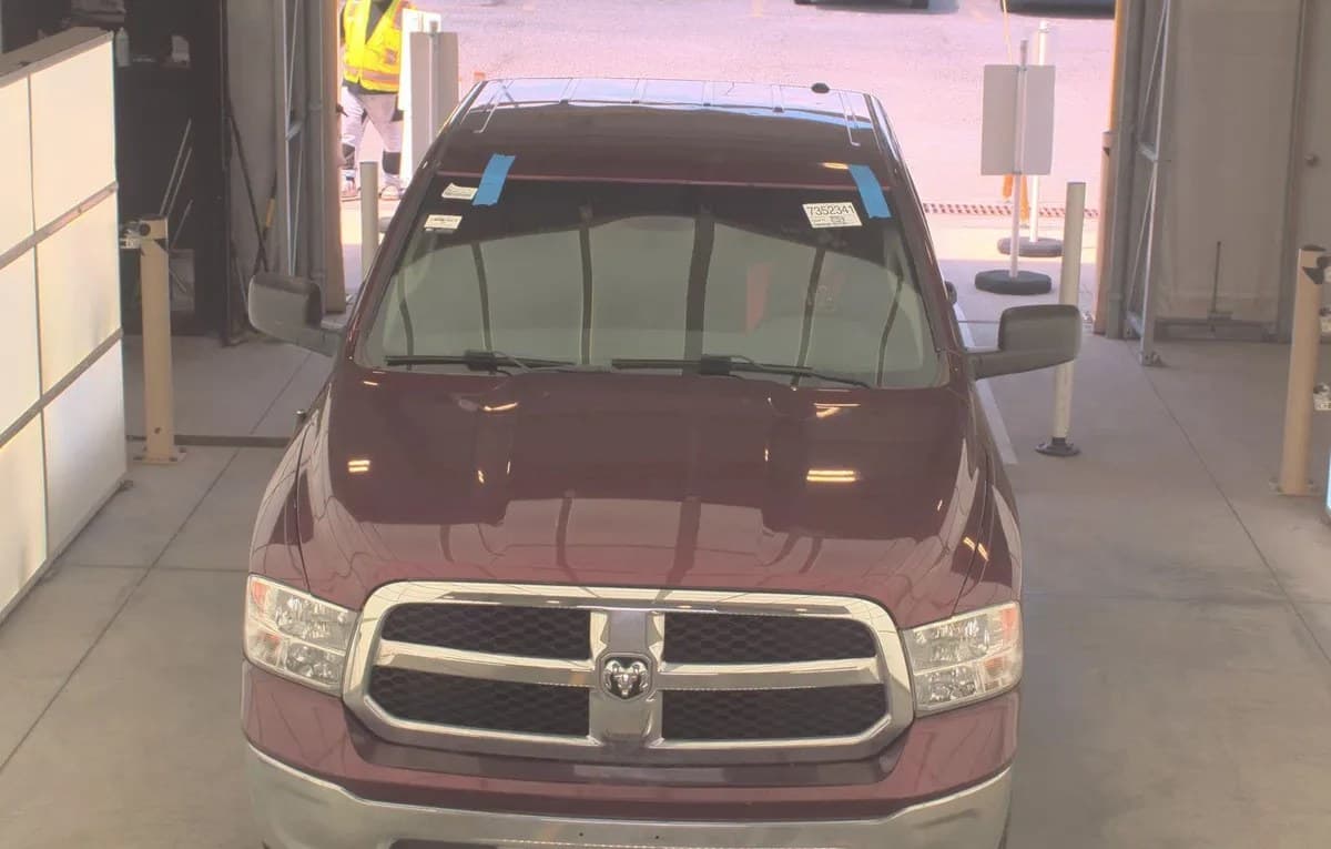 2019 RAM 1500 CLASSIC TRADESMAN CREW CAB SHORT BED 3