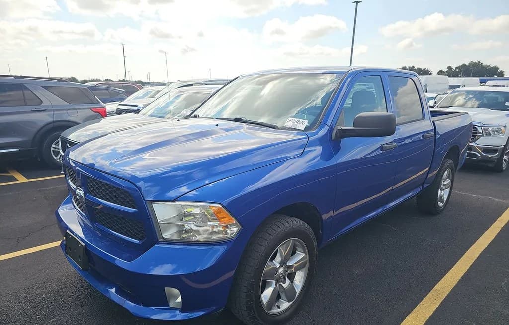 2019 RAM 1500 CLASSIC EXPRESS CREW CAB SHORT BED 1