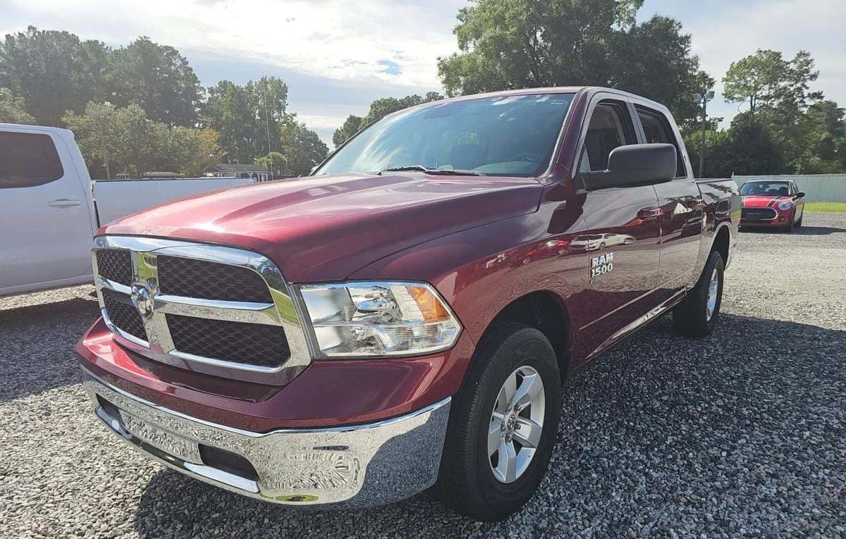 2021 RAM 1500 CLASSIC SLT CREW CAB SHORT BED 2