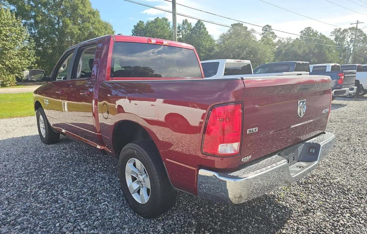 2021 RAM 1500 CLASSIC SLT CREW CAB SHORT BED 3