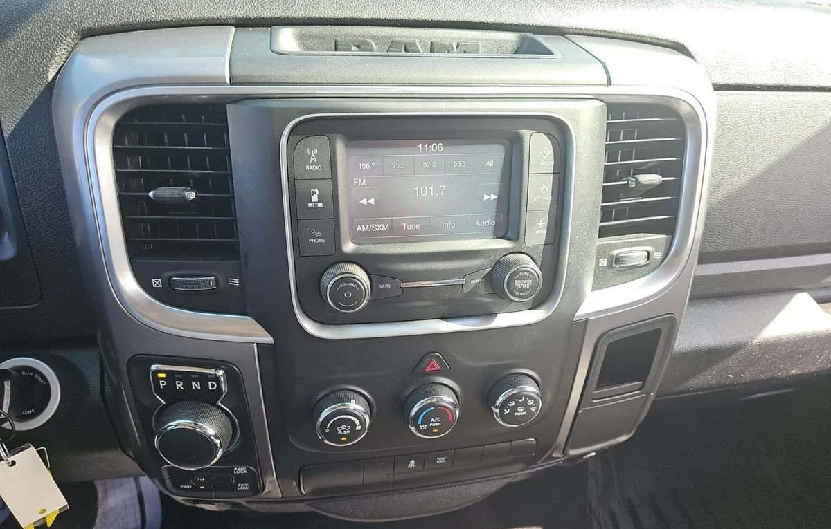 2021 RAM 1500 CLASSIC SLT CREW CAB SHORT BED 7
