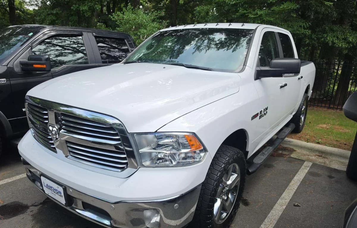 2018 RAM 1500 BIG HORN CREW CAB SHORT BED 2