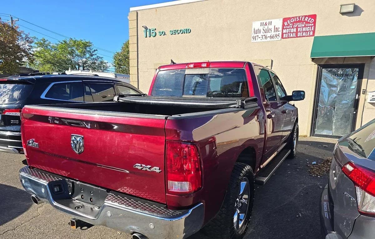 2017 RAM 1500 BIG HORN CREW CAB SHORT BED 4